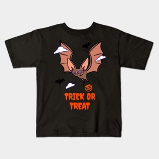 Trick Or Treat Bat Pumpkin Halloween Design Kids T-Shirt